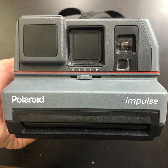 Vintage Polaroid 600 Impulse Instant Camera From UK - Picture 2 of 7